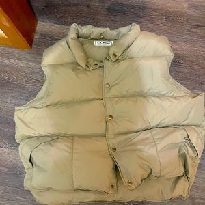 Vintage L.L. Bean puffer vest